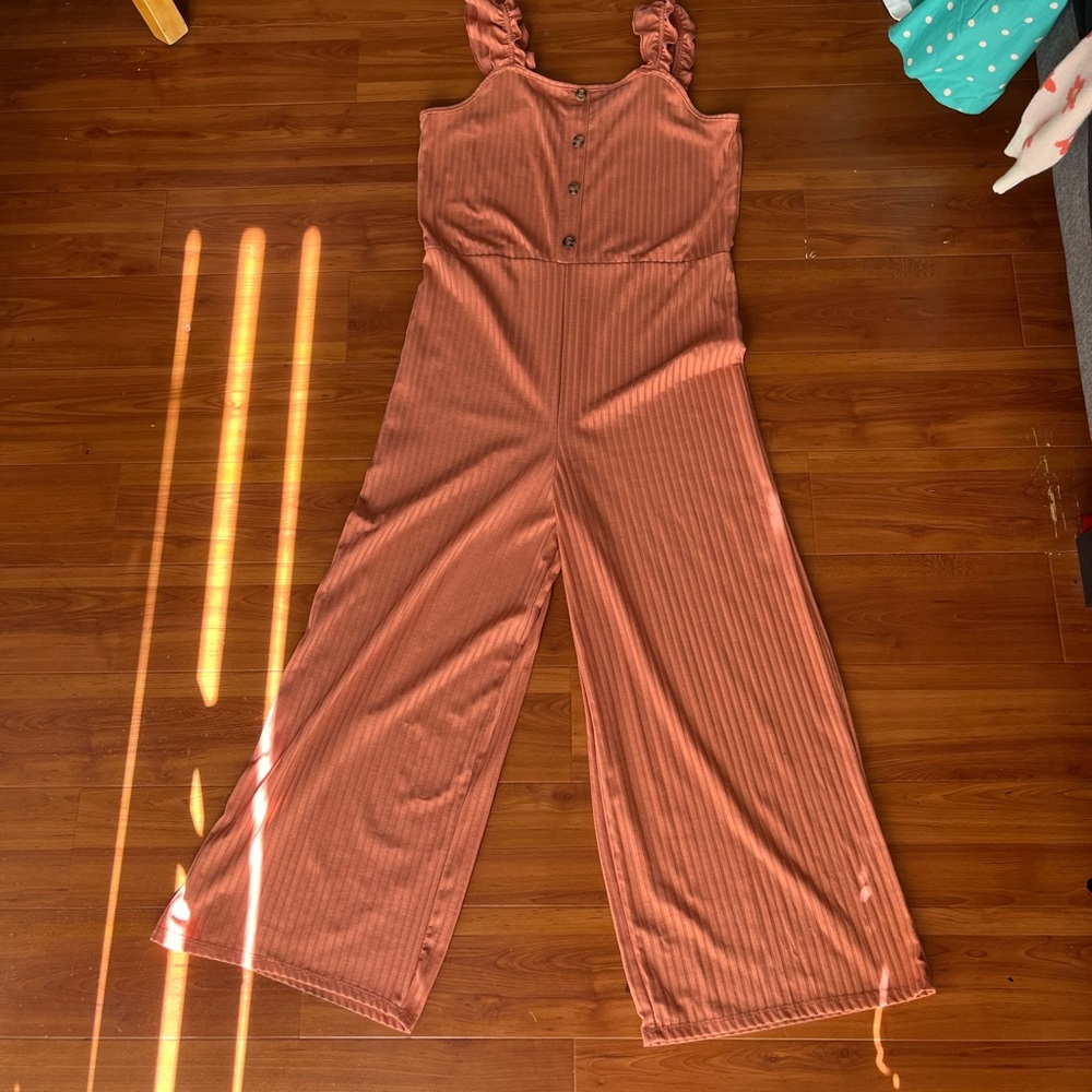 girls button front jumpsuit rust m,red